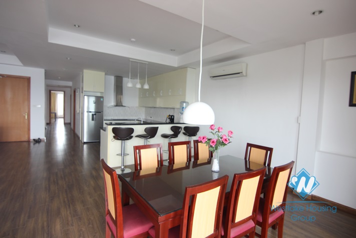 Lake view with big balcony apartment for rent in Xuan Dieu st, tay Ho district 